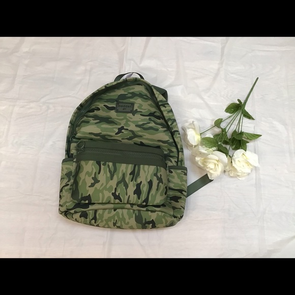 NWT Army Colors backpack ? main image 7